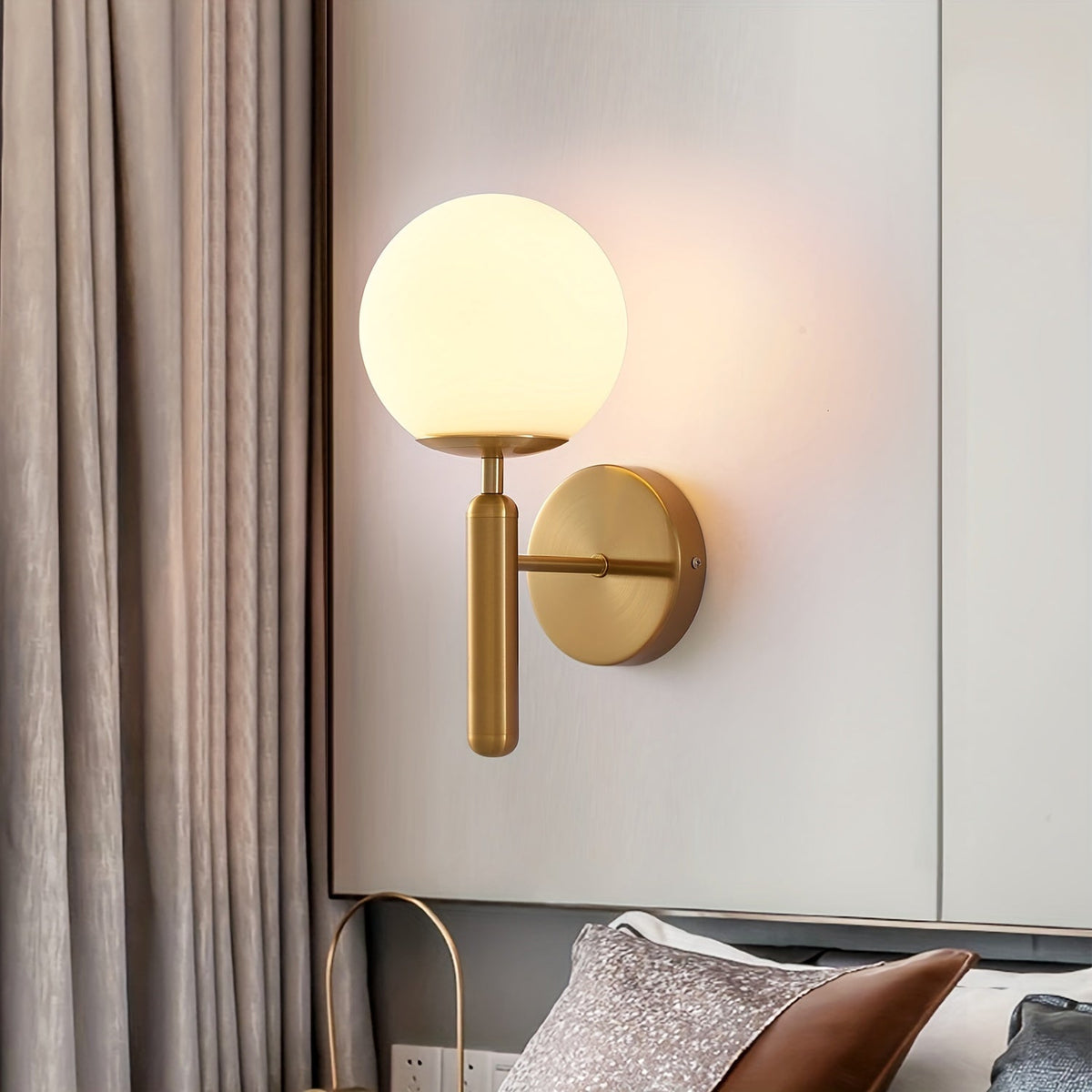 Modern Glass Wall Sconce