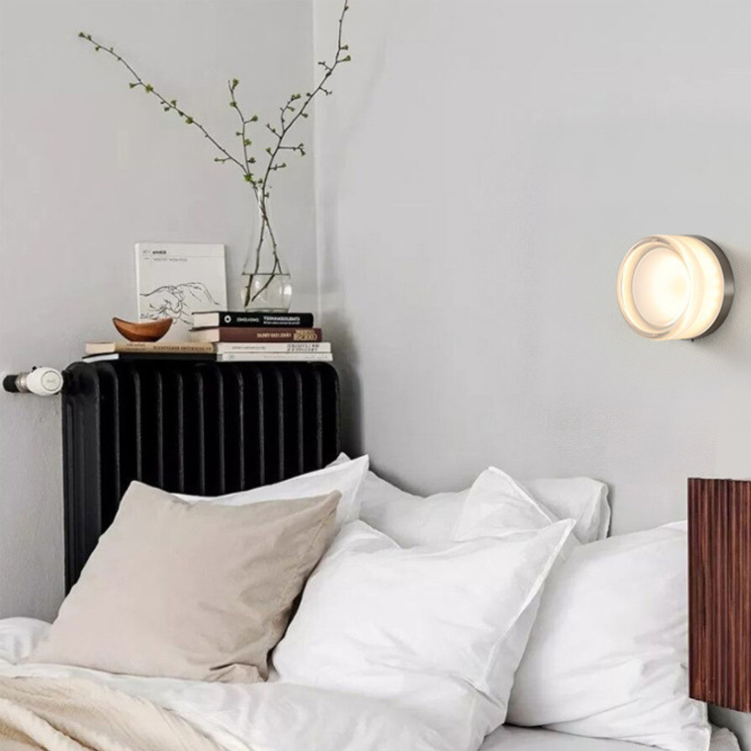 Solaria Wall Lamp