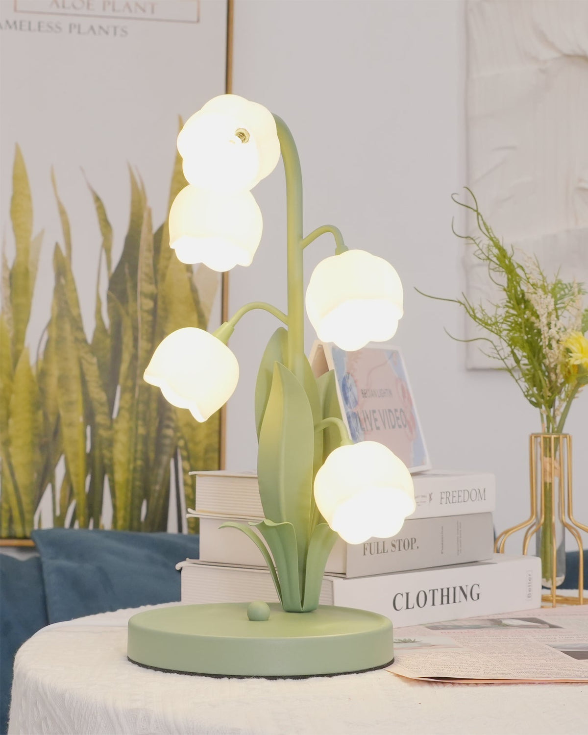 Bell Orchid Table Lamp