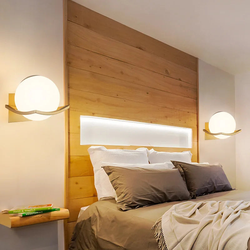 Makar Glass Wall Light