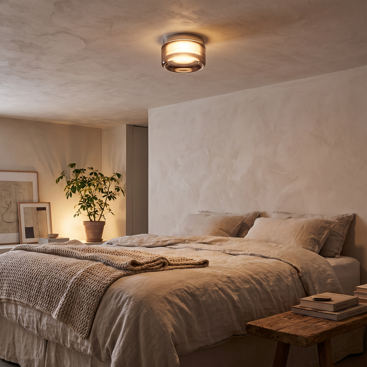 Solaria Wall Lamp