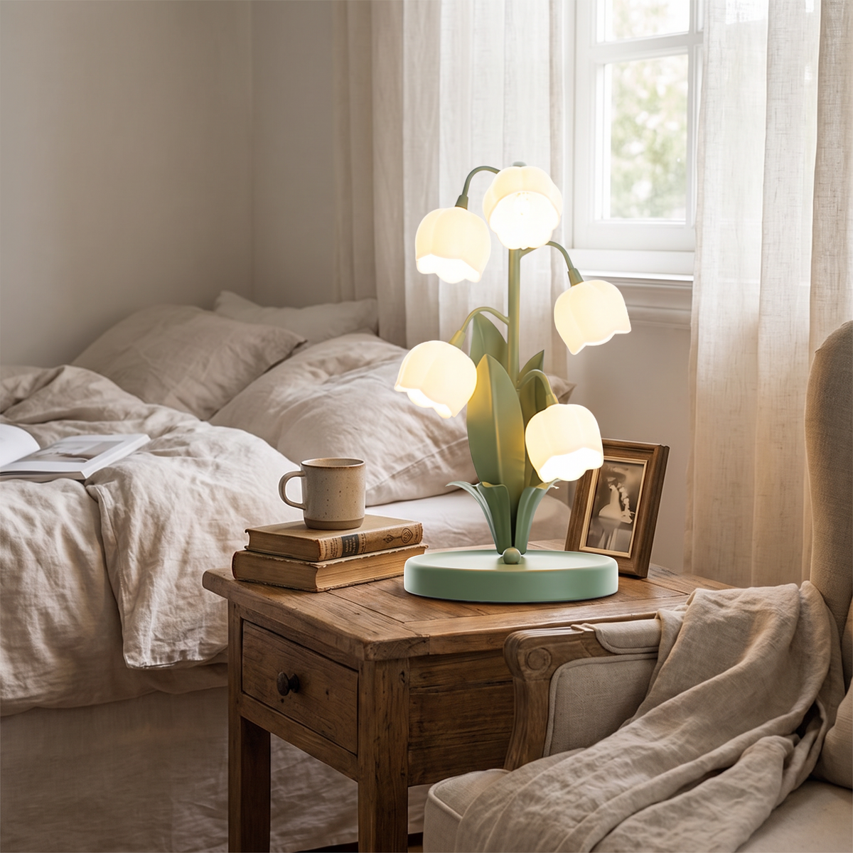 Bell Orchid Table Lamp