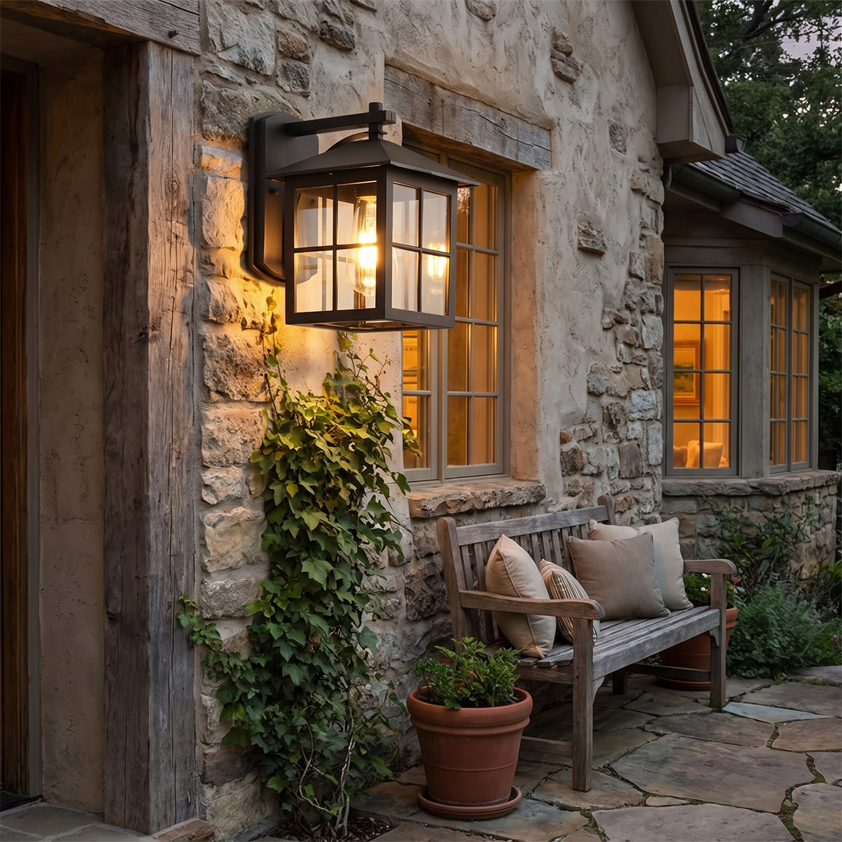 Camden Outdoor Wall Lamp